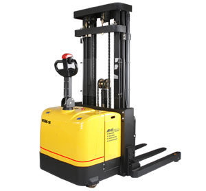 स्ट्रैडल स्टाकर्स