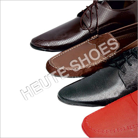 चमड़े के जूते