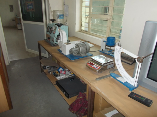 गुणवत्ता जांच उपकरण