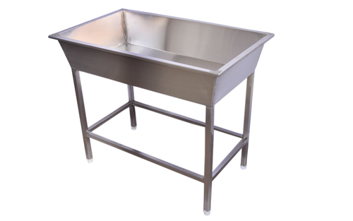 SERVING TABLE