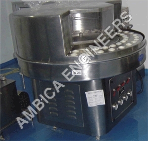 बोतल धोने की मशीन