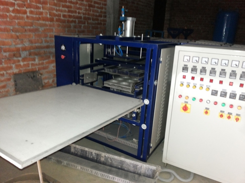SMART 1510 EPS KE P.P TYPE GLASS BANANE KE MACHINE URGENT SALE IN DWARAKA DELHI