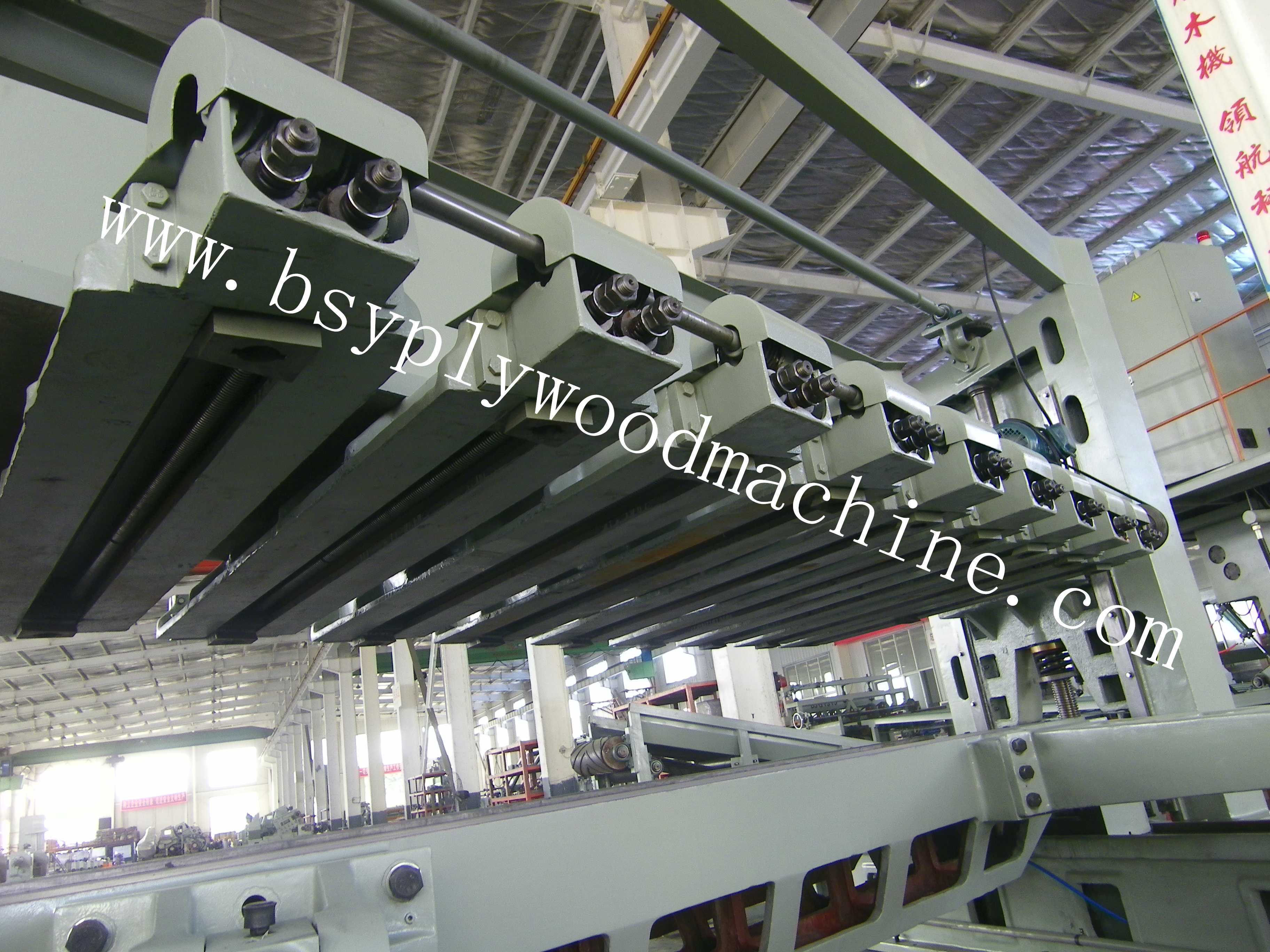 Horizontal Veneer Slicer