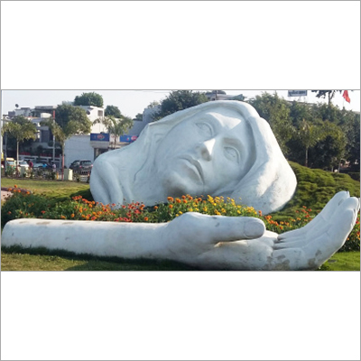 पार्क मूर्ति