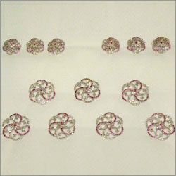 फैंसी टॉप्स इयररिंग