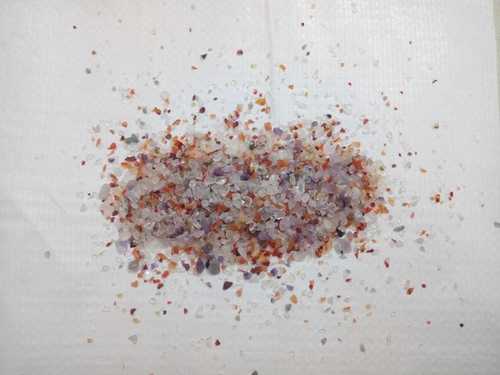 मल्टी कलर पॉलिश्ड मिक्स पॉलिश्ड चिप्स और सैंड आर्ट वेस फाइलर डेकोरेशन थ्री इन वन सैंड मिक्स सैंड क्रिस्टलाइज्ड ग्लास स्टोन