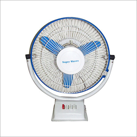 थ्री स्पीड टेबल फैन