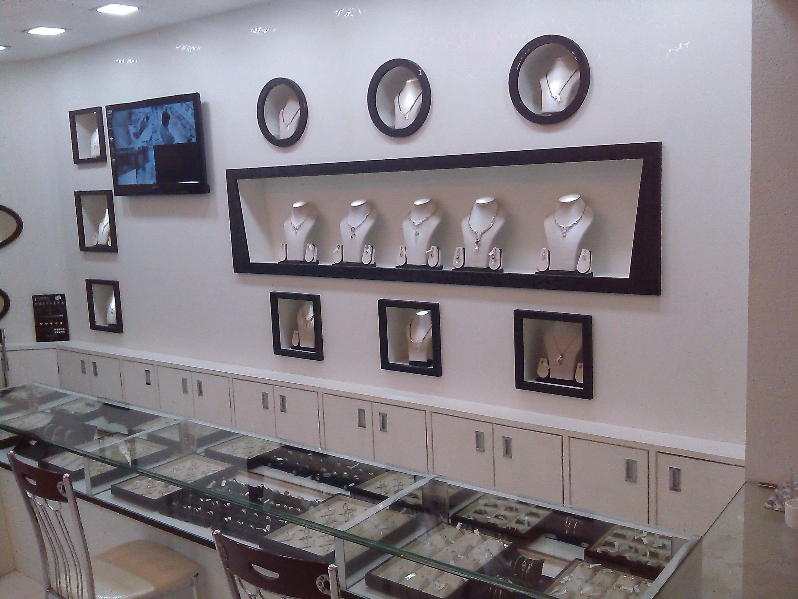 Jewellery Shop Interior Designing