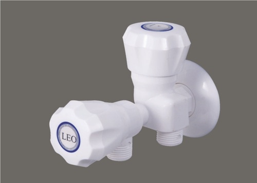 टू वे एंगल वाल्व