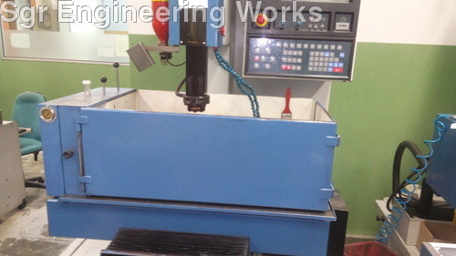 EDM स्पार्किंग मशीन