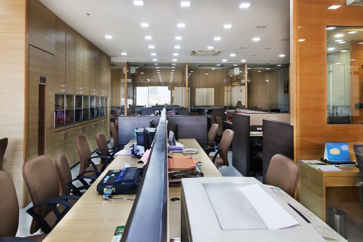 Corporate Office Interior - Glass And Wood Design, Rectangular Layout, Brown Color, Seating Capacity 8-12 | Collaboration Hub, Enhanced Productivity, Modern Design