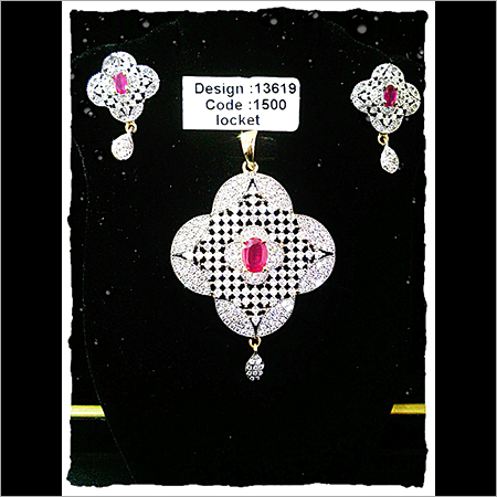 क्यूबिक ज़र्कोनिया आभूषण