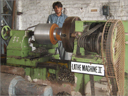 Lathe मशीन