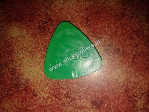 Mobile Opener - Plastic Material, Green Color | Soft Texture, Seamless Finish, Easy To Operate