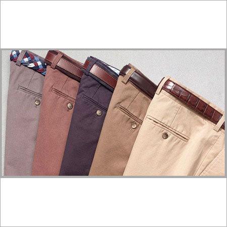 पुरुषों के कैजुअल ट्राउज़र्स