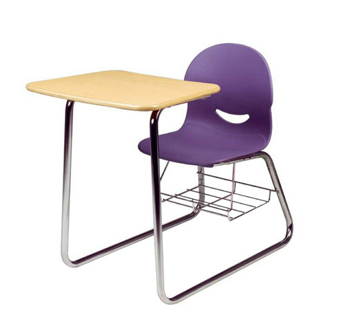 सिंगल सीटर डेस्क और कुर्सी