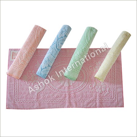 लारा तौलिया