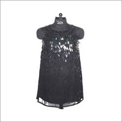 डिजाइनर लेडीज़ टॉप्स