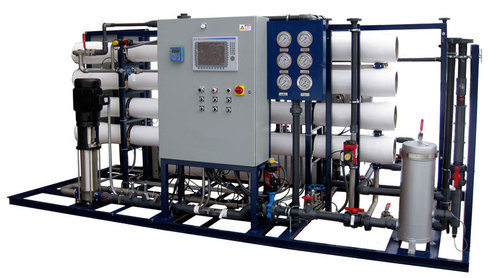 CASH BACK 25.000 R.O MINERAL WATER MACHINERY URGENTELY SALE IN SURAT GUGRAT