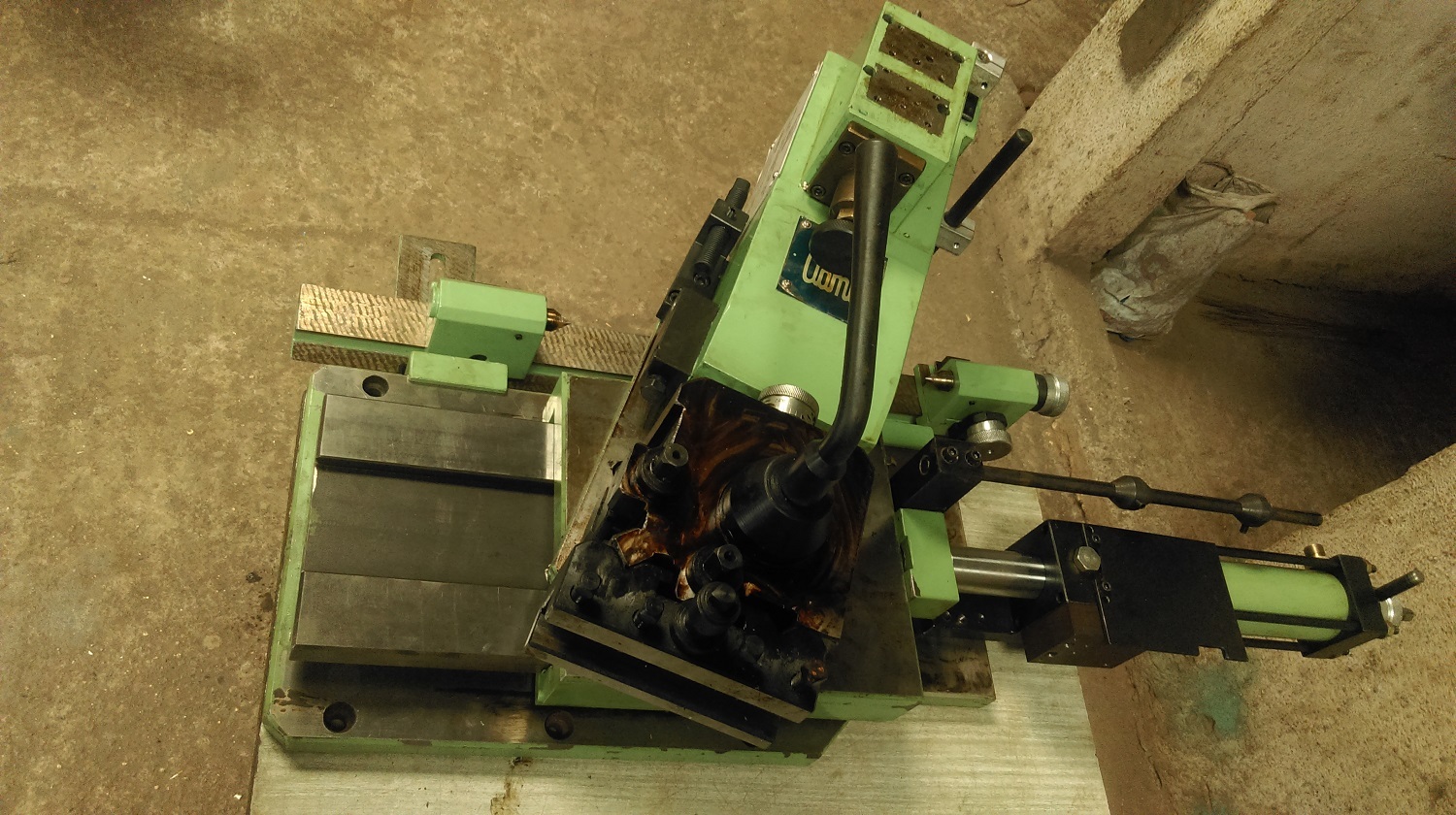 Iron Casting Self Contained Automatic Copy Attachment For Lathe