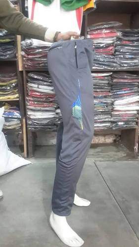 फ्रीस्टाइल स्पोर्ट्स लोअर