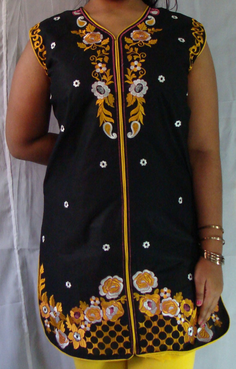 Faimu Full Body Embroidery Kurti