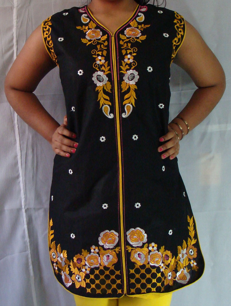 Faimu Full Body Embroidery Kurti