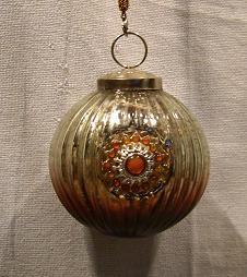 क्रिसमस गेंदें