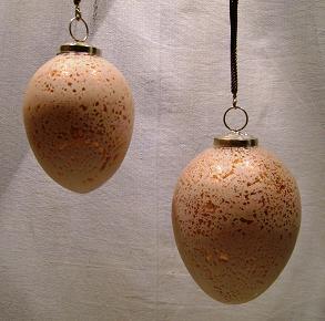 रंगीन कांच की लटकनें