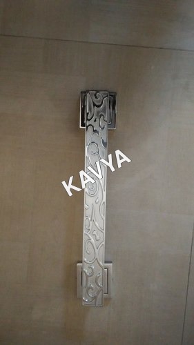 टिकाऊ दरवाज़े के हैंडल