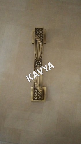 एंटीक डोर हैंडल