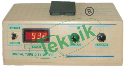 Digital Turbidity Meter - 3 Digit LED Display, Up to 1000 JTU Range | Ideal for Analytical Lab Use, Includes Operation Manual & Dust Cover