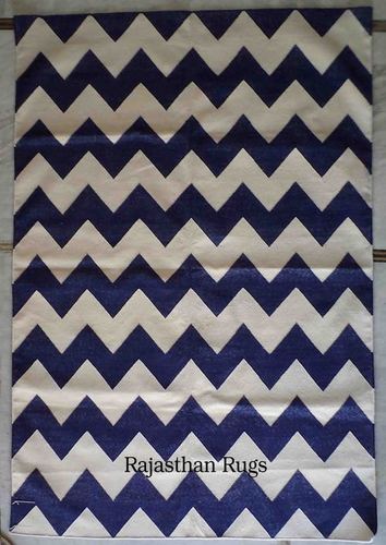 कॉटन हाथ से बुने हुए धुर्रीज़