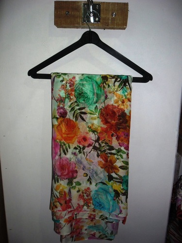 कन्नी साटन कपड़ा