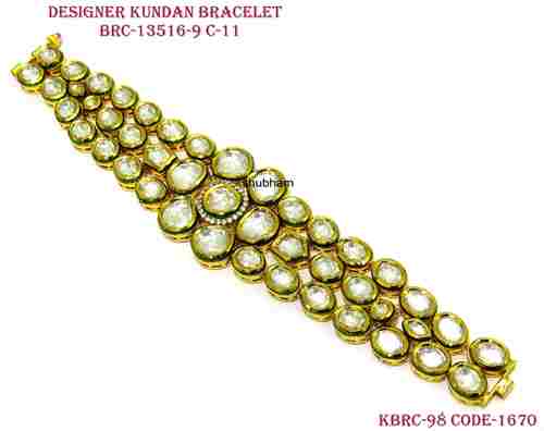 इमिटेशन फ्लावर ब्रेसलेट लिंग: महिलाएं