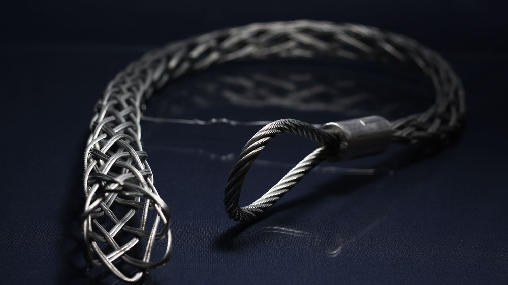 केबल पुलिंग ग्रिप्स आवेदन: औद्योगिक