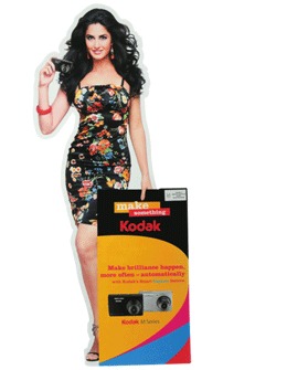 प्रमोशनल कटआउट स्टैंडी