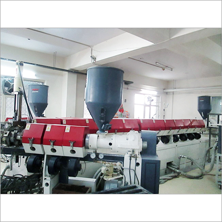 एक्सट्रूज़न मशीन