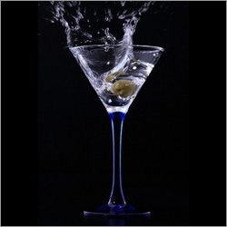 वोदका शीतल पेय ध्यान