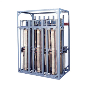 ऐल्टर्नेटर वोल्टेज कंट्रोलर