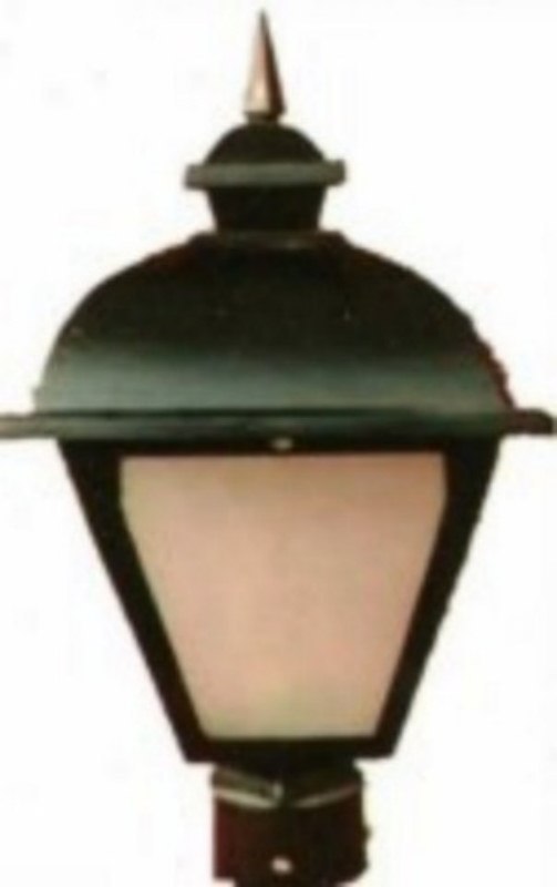 Casted Gate Lights 