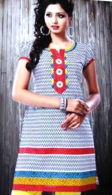 डिज़ाइनर कुर्ति