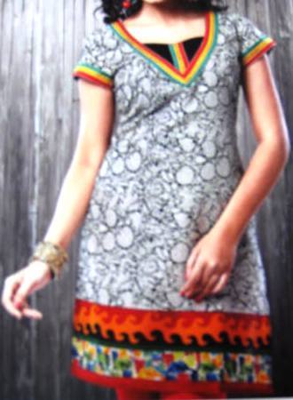 डिजाइनर कुर्ती