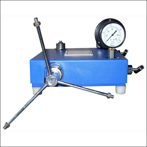 Dead Weight Pressure Gauge Tester - Equipment Materials: Ss
