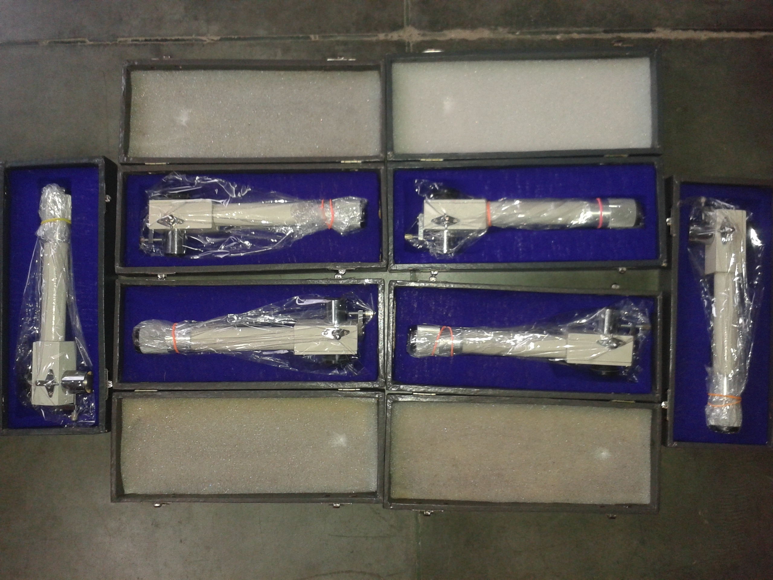 Double Demonstration Eyepiece Application: Medical Instruments