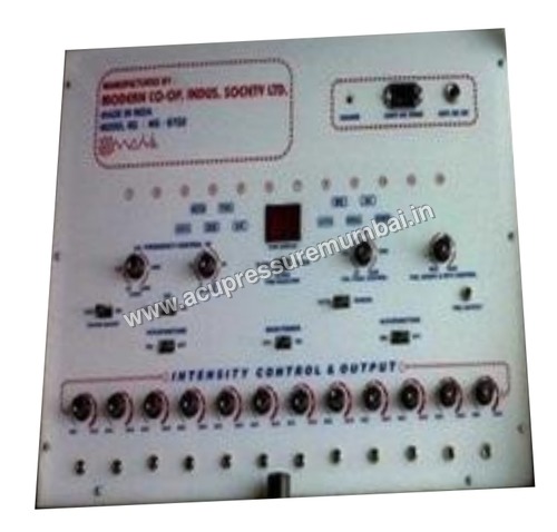 व्हाइट एंड ब्लैक एक्यूपंक्चर स्टिमुलेटर 12 आउटपुट