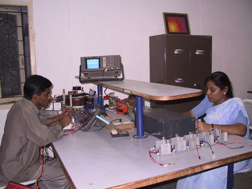 इलेक्ट्रॉनिक अनुबंध सेवाएँ