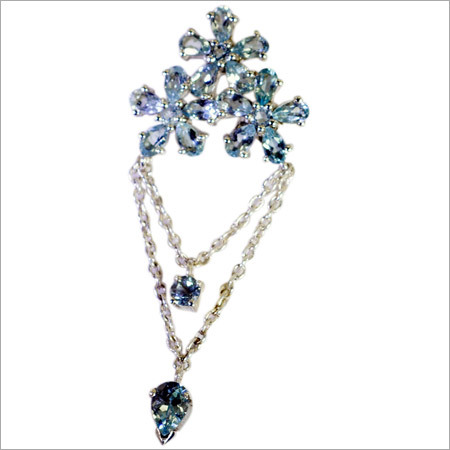 डिजाइनर सिल्वर पेंडेंट