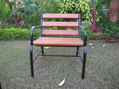 Galvenizing Gi Garden Bench