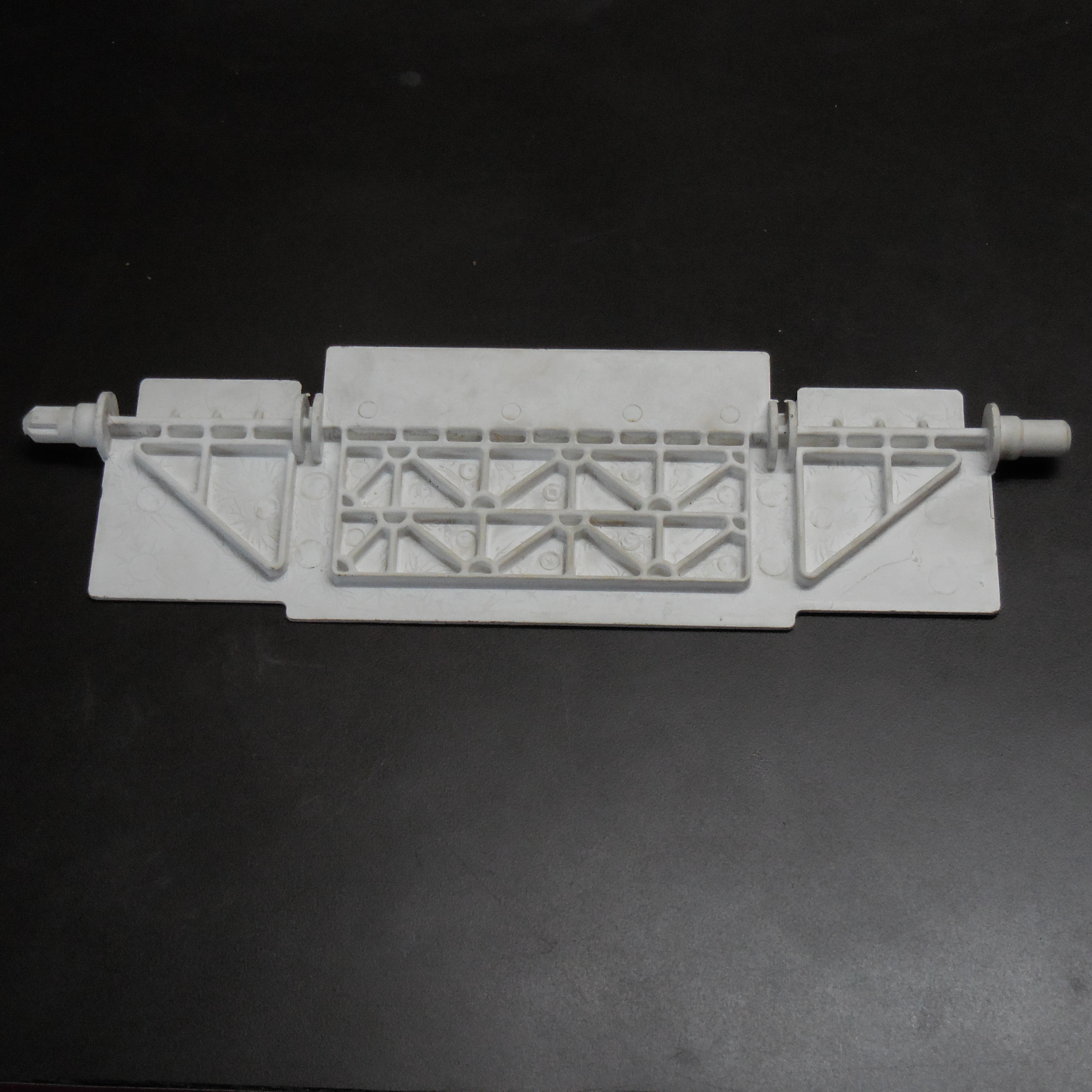 Injection Moulded Component - Polypropylene, 100mm X 50mm X 20mm , Matte White Finish With +/- 0.5mm Tolerance